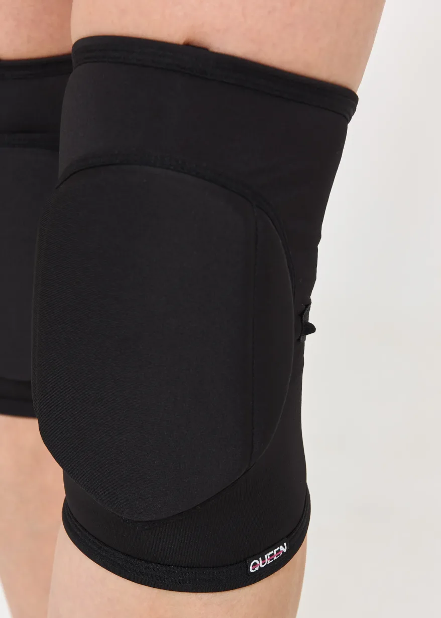 Bezymyannyj kadr4978 scaled – Класичні наколінники – SLEEK – Чорні Класичні наколінники – SLEEK – Чорні - Bezymyannyj kadr4978 scaled