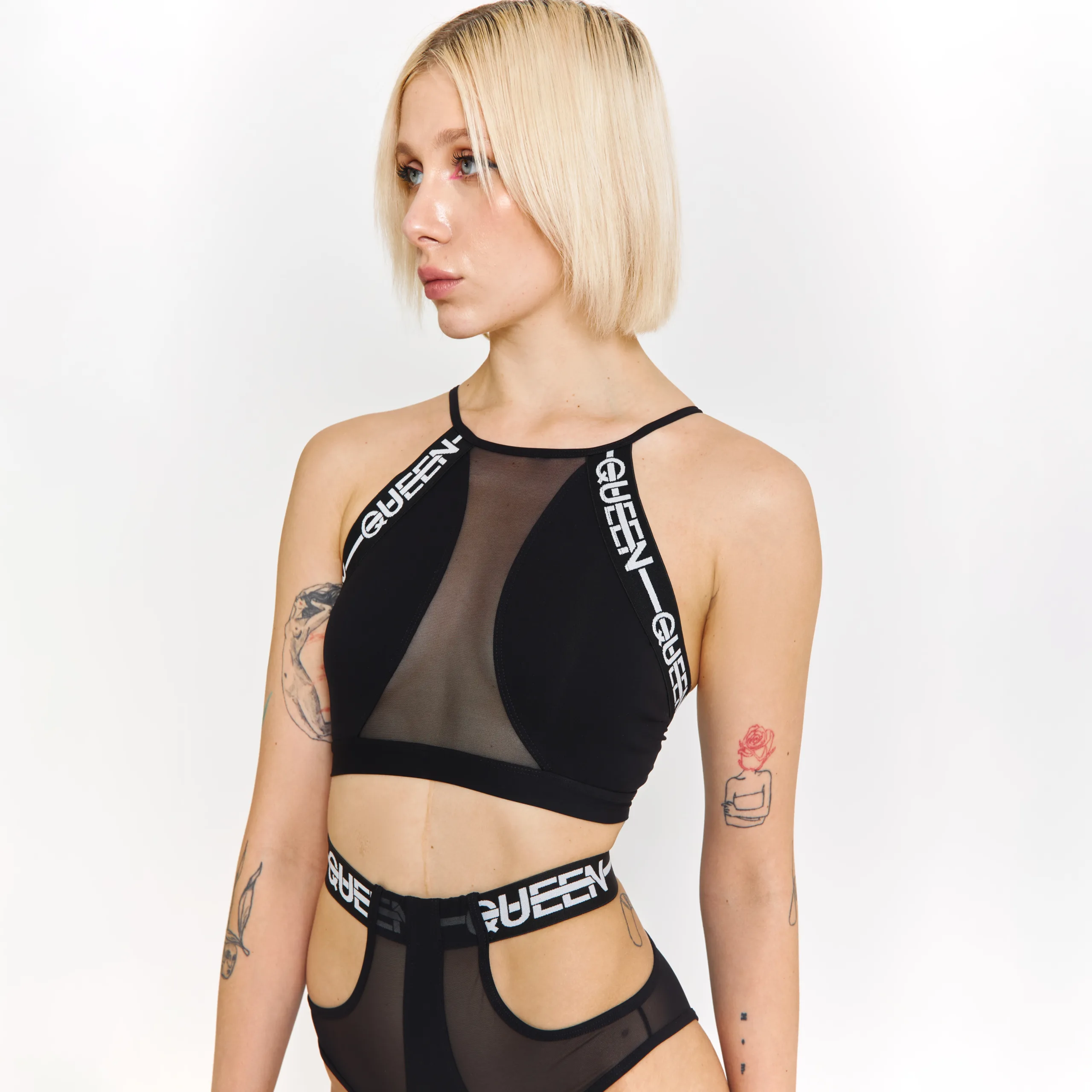 Queen Wear | 22D5559 1 scaled - М’який топ з сіткою – MAGICAL QUEEN – Чорний М’який топ з сіткою – MAGICAL QUEEN – Чорний ➤ купити в Queen Wear: ціна, фото | 22D5559 1 scaled - М’який топ з сіткою – MAGICAL QUEEN – Чорний