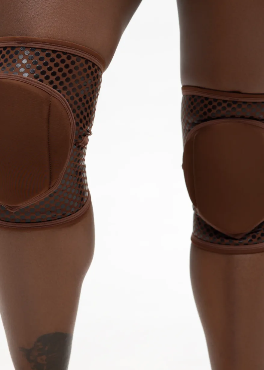 1Kopiya Queens Dance Shooting 09.03 0506 scaled – Grippy Knee Pads – NUDE – Cacao Grippy Knee Pads – NUDE – Cacao - 1Kopiya Queens Dance Shooting 09.03 0506 scaled