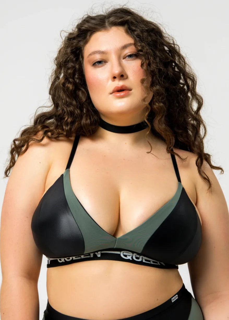 1Queens Kyiv 0226 scaled – Top With Cups and Mesh – DOLL – Deep Black Glow Top With Cups and Mesh – DOLL – Deep Black Glow - 1Queens Kyiv 0226 scaled