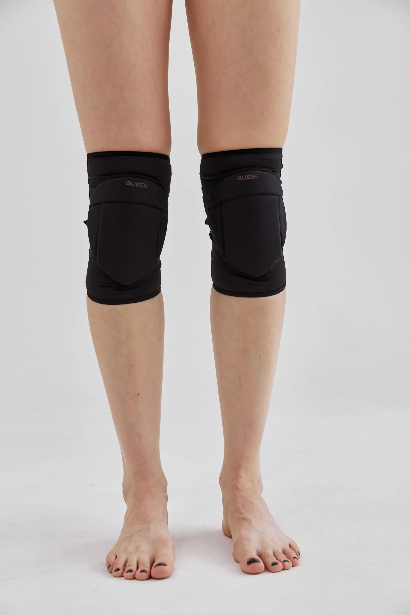 Queen Wear | 4 Knee Pads – SLEEK PRO 4 – Black | Queen Wear | 4