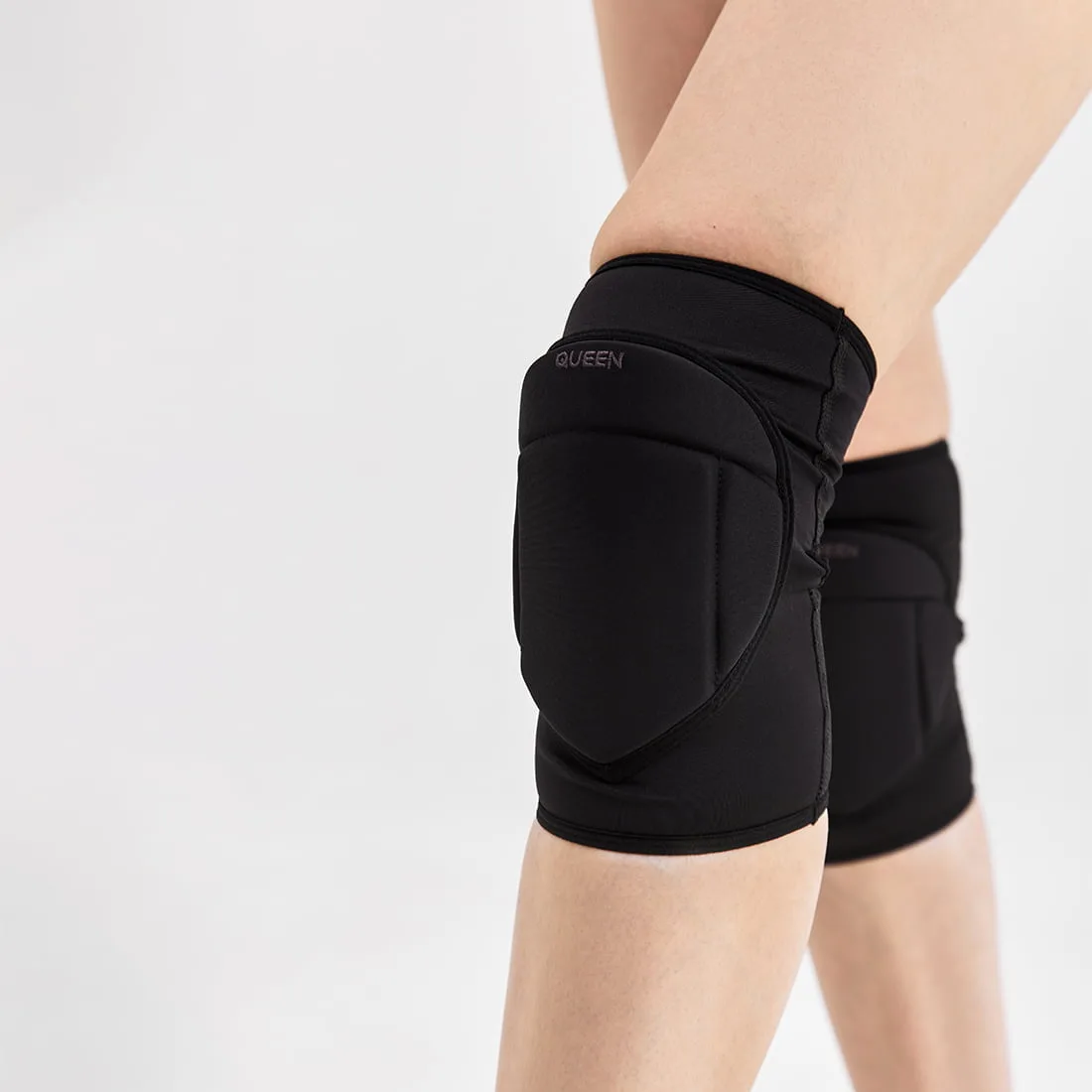 Queen Wear | 6 - Наколінники – SLEEK PRO 4 – Чорні Knee Pads – SLEEK PRO 4 – Black | Queen Wear | 6 - Наколінники – SLEEK PRO 4 – Чорні