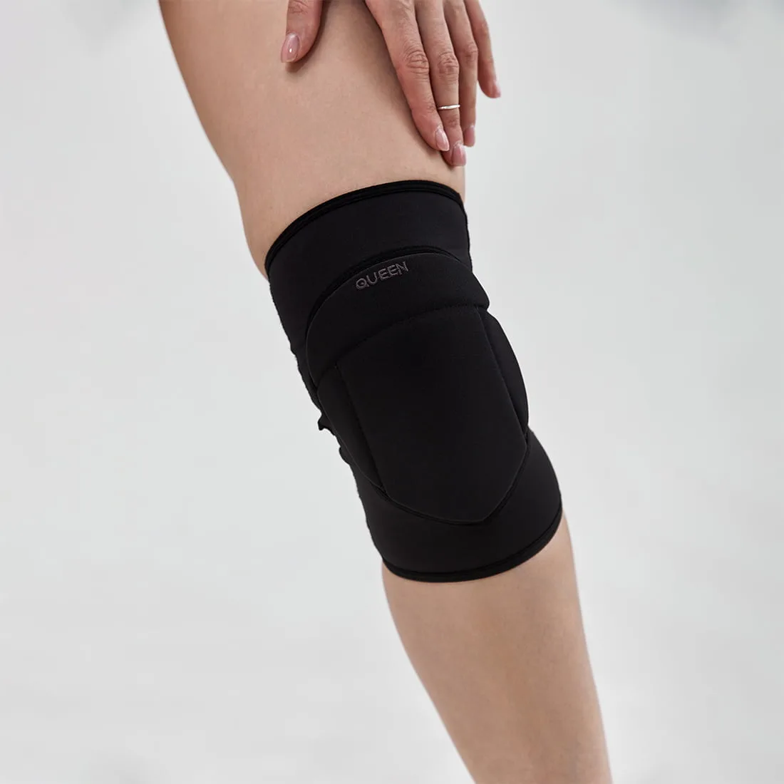 Queen Wear | 8 - Наколінники – SLEEK PRO 4 – Чорні Knee Pads – SLEEK PRO 4 – Black | Queen Wear | 8 - Наколінники – SLEEK PRO 4 – Чорні