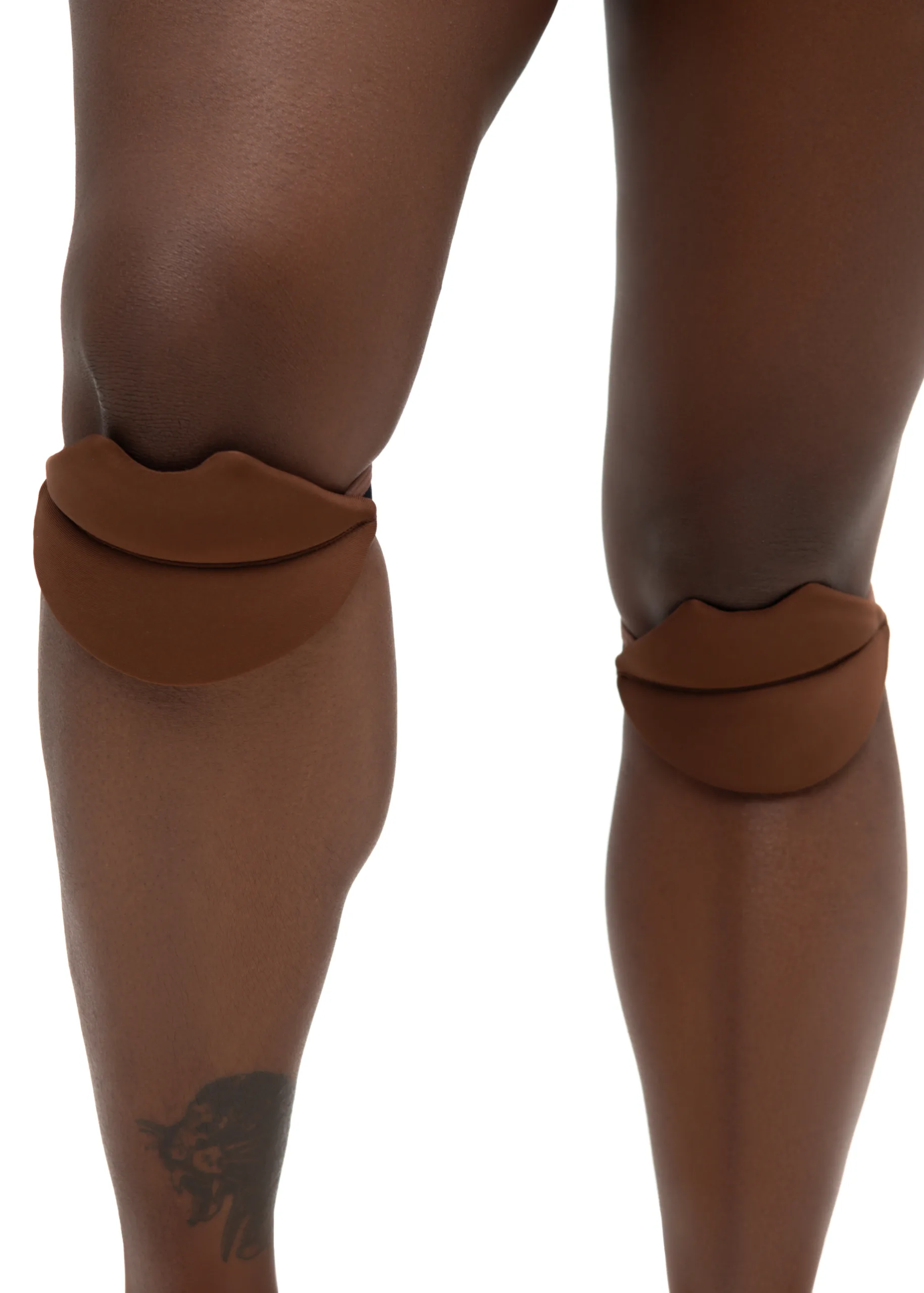 Queen Wear | 1Копія _Queens Dance Shooting 0903_0393 Slides Knee Pads – LIPS – Total Cacao | Queen Wear | 1Копія _Queens Dance Shooting 0903_0393