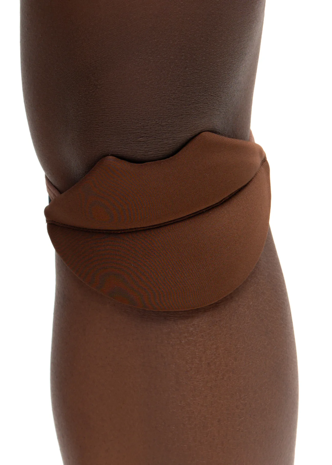 Queen Wear | 5Кропнути під деталі Slides Knee Pads – LIPS – Total Cacao | Queen Wear | 5Кропнути під деталі