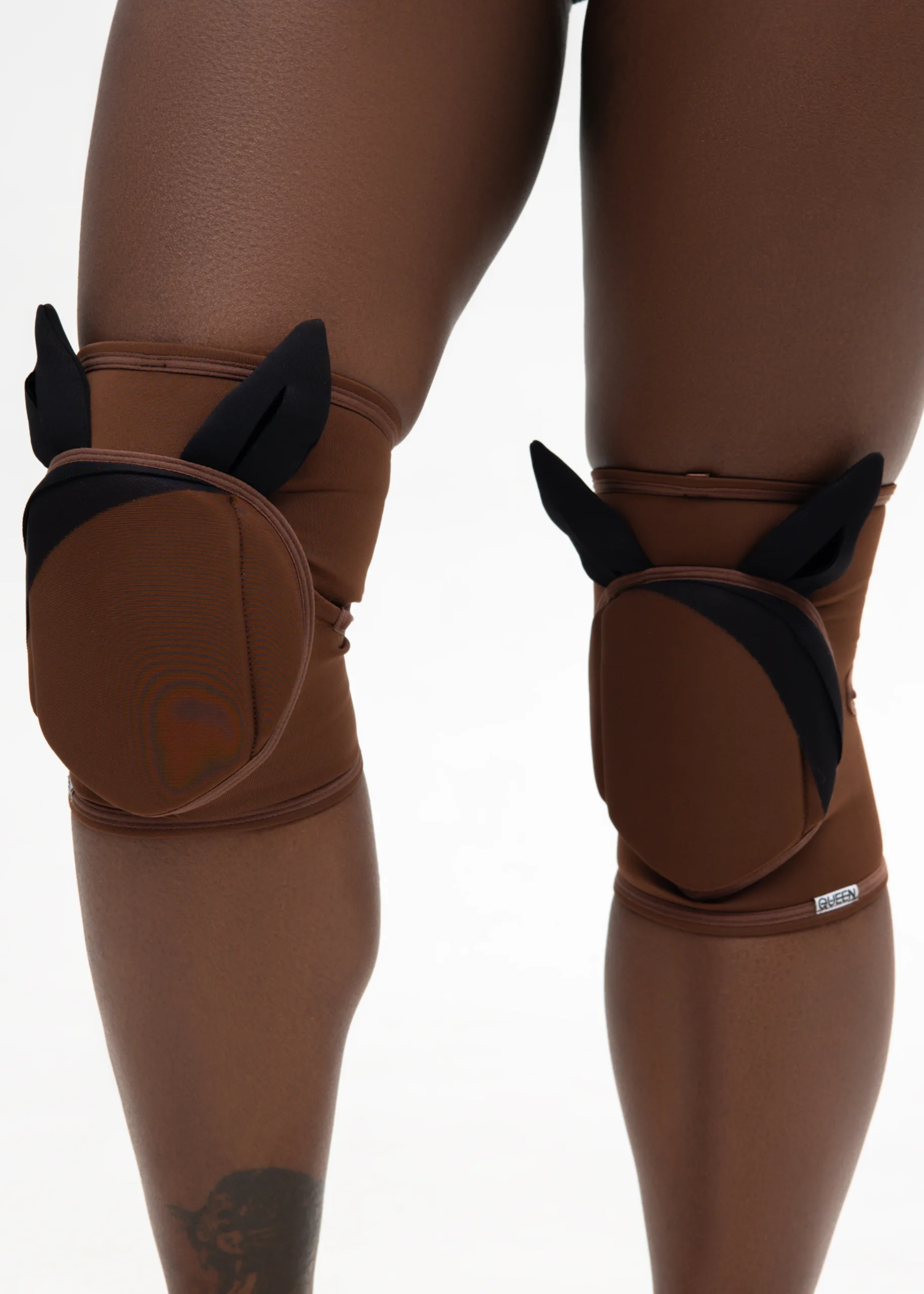 Queen Wear | 1Копія _Queens Dance Shooting 0903_0615 Knee Pads with Mesh – BUNNIES KISS – Cacao | Queen Wear | 1Копія _Queens Dance Shooting 0903_0615