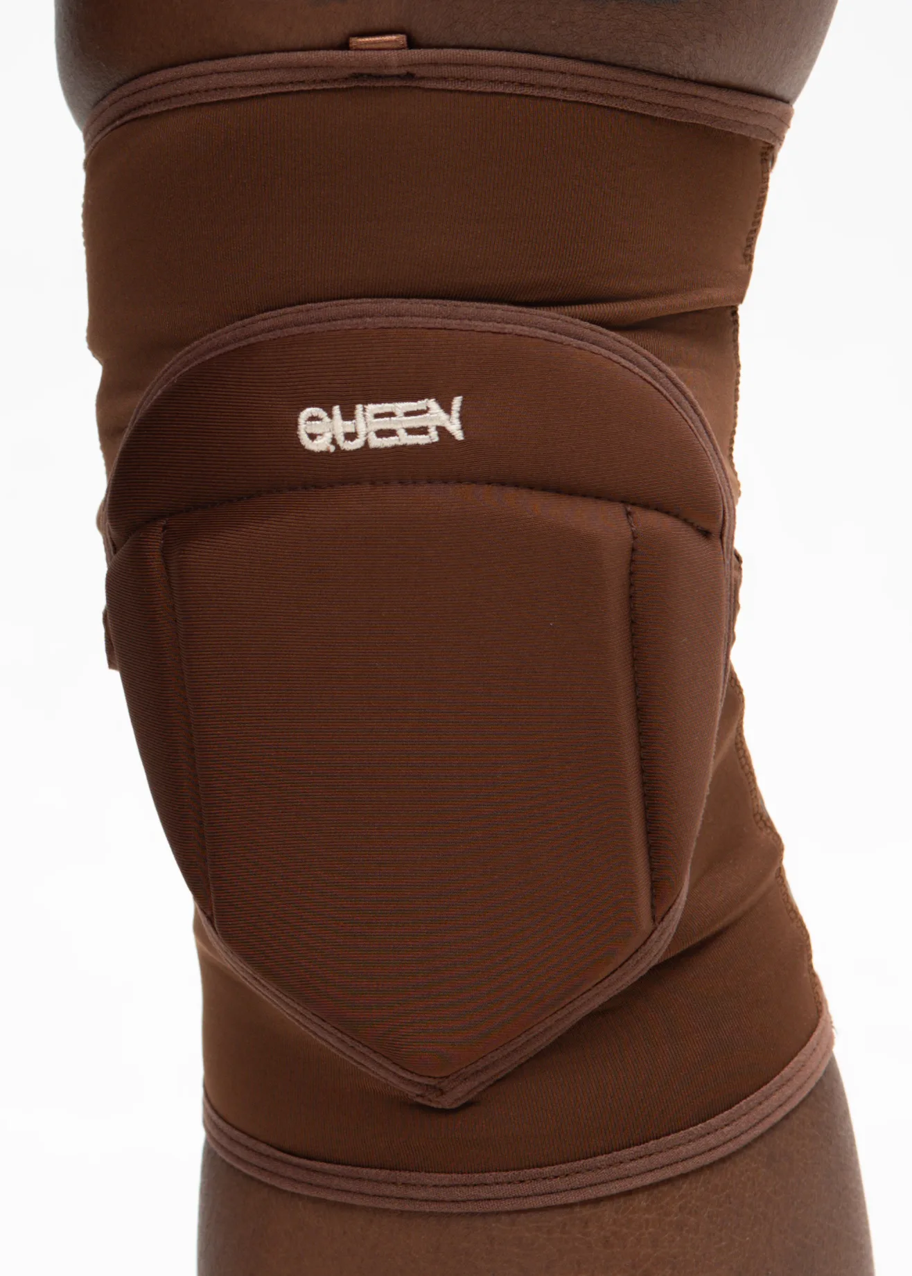 Queen Wear | 5Кропнути під деталі Grippy Knee Pads – PRO 4 – Cacao | Queen Wear | 5Кропнути під деталі