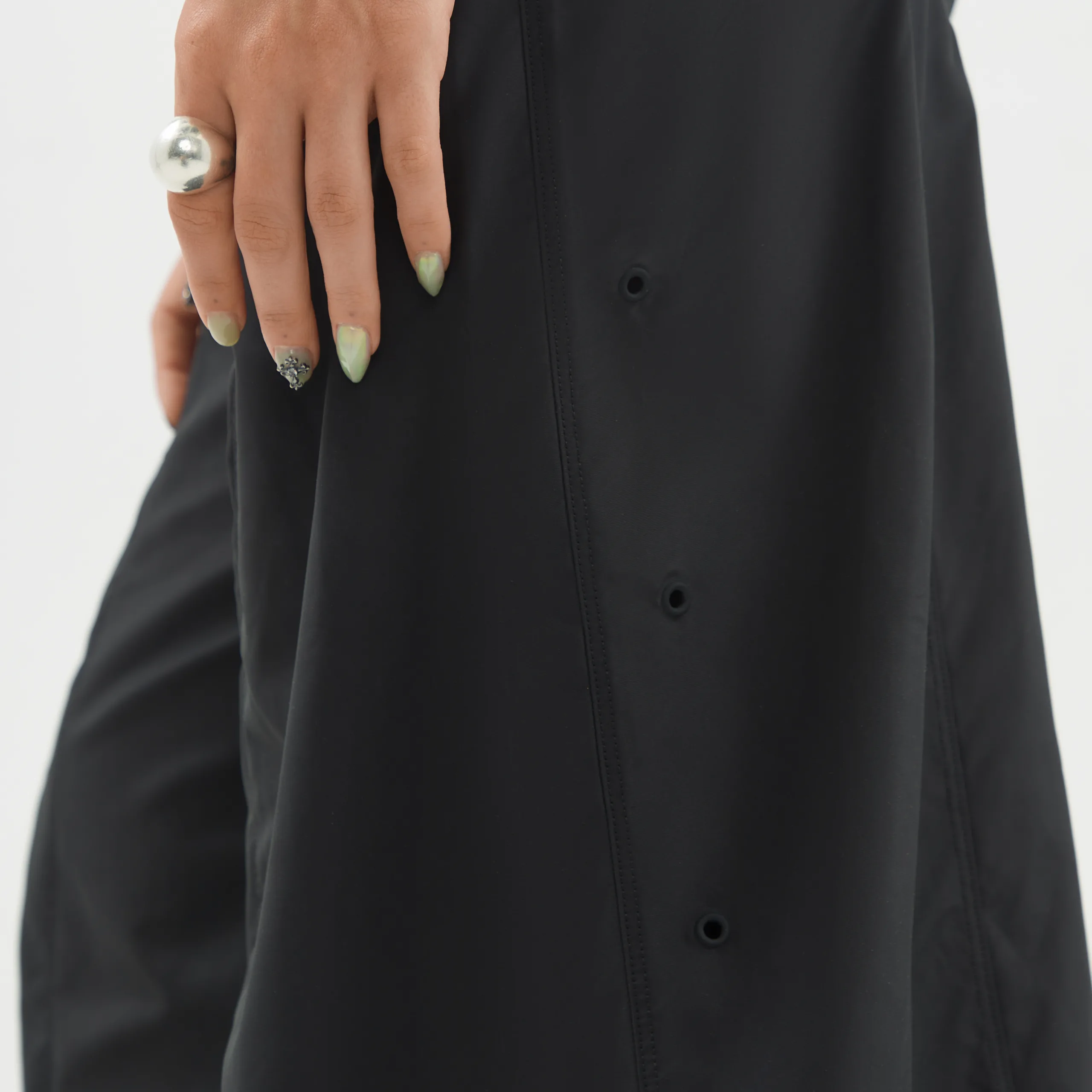 Queen Wear | 9 1 scaled - Кльош-штани чорні з сітки – Black Candy для танців (Copy) (Copy) Cargo Pants – STRING PLAY – Black | Queen Wear | 9 1 scaled - Кльош-штани чорні з сітки – Black Candy для танців (Copy) (Copy)