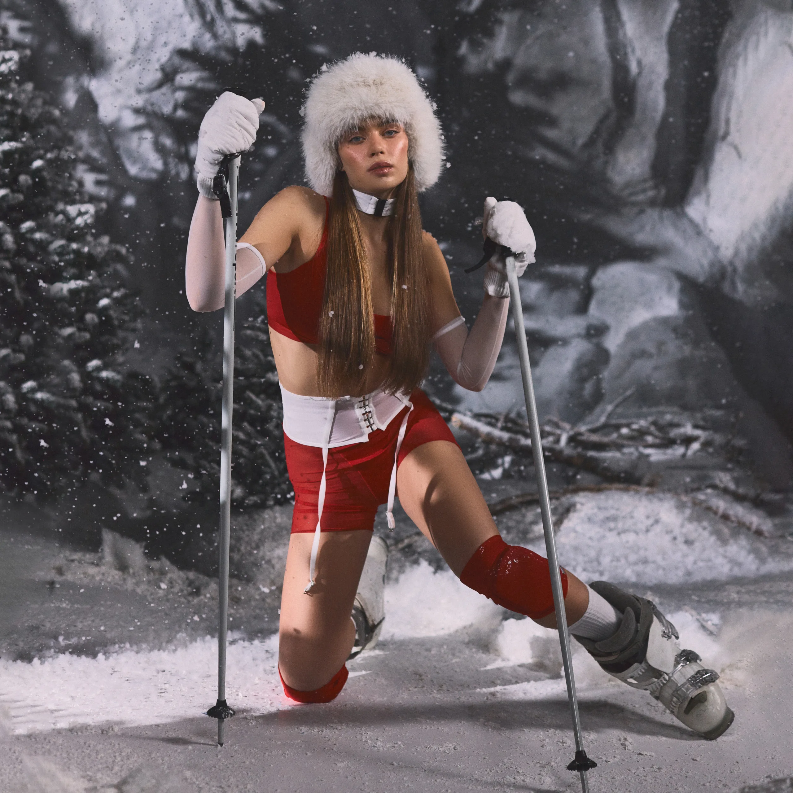 Queen Wear | 4 3 scaled - Довгі шорти з сіткою – CANDY – Червоні Long Shorts with Mesh – CANDY – Strawberry Red | Queen Wear | 4 3 scaled - Довгі шорти з сіткою – CANDY – Червоні