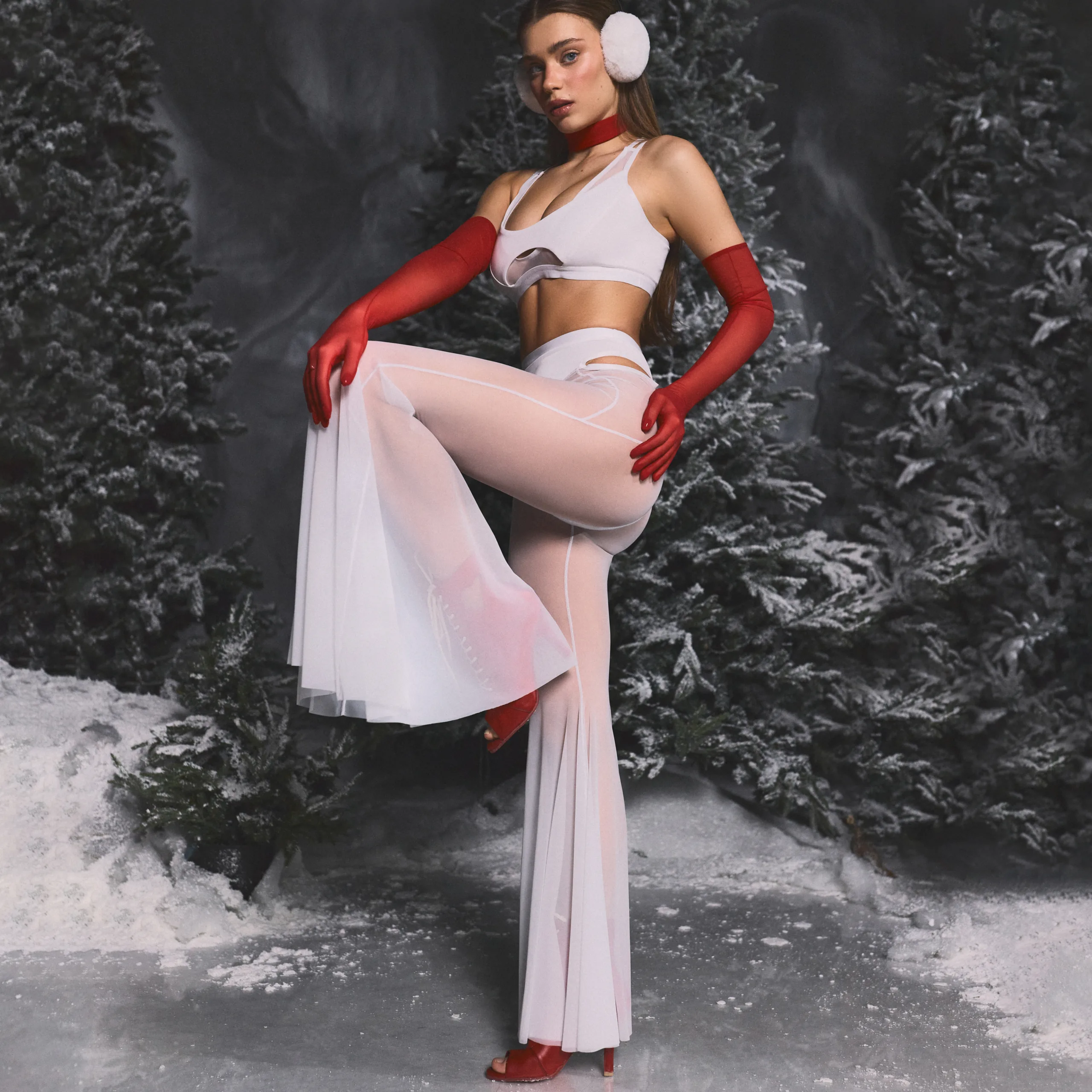 Queen Wear | 4 8 scaled - Кльош-штани з сітки – CANDY – Білі Mesh Flared Pants – CANDY – Ice White | Queen Wear | 4 8 scaled - Кльош-штани з сітки – CANDY – Білі
