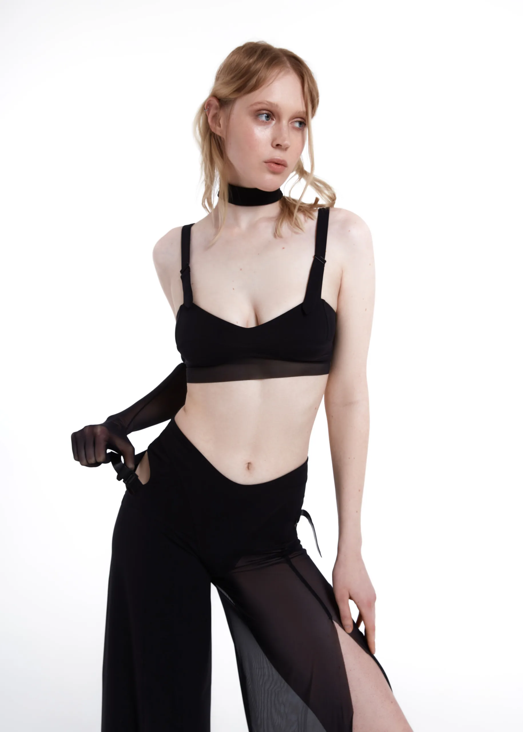 Queen Wear | 3_230806 Pants Horizon for Pole Dance – Flared with Mesh in Star Black | Queen Wear | 3_230806