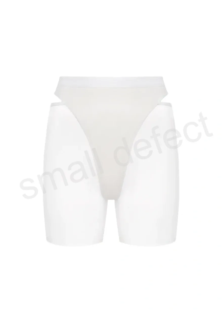 27-2-732×1024 1 White seamless shapewear brief viewed from the front (high-waisted, smooth finish).